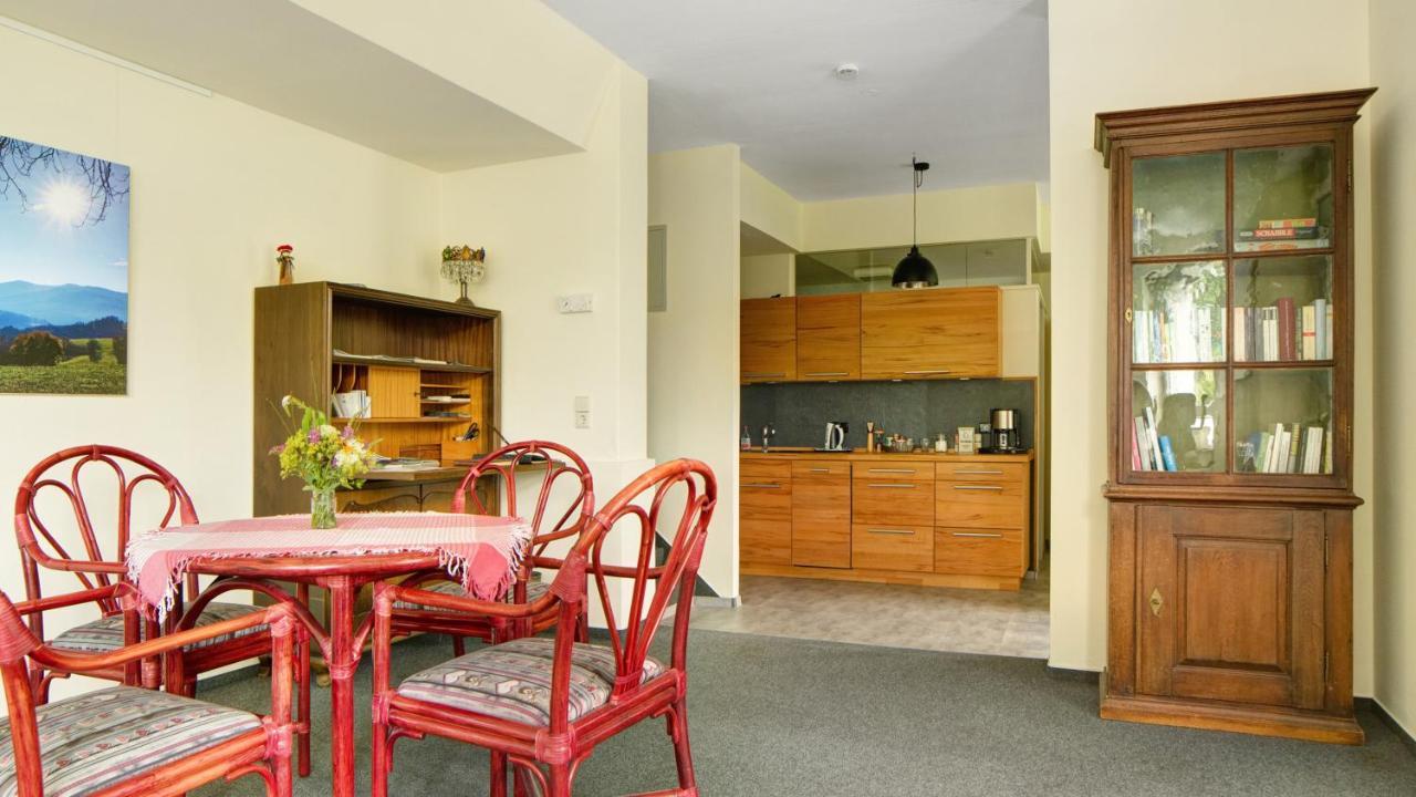 Ferienwohnung Zum Goldenen Kopf Elzach Buitenkant foto